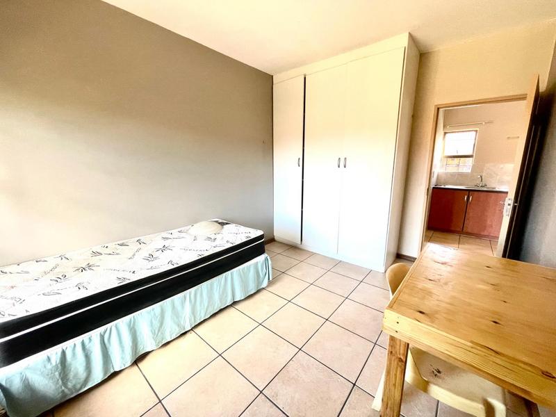 To Let 2 Bedroom Property for Rent in Bult West North West